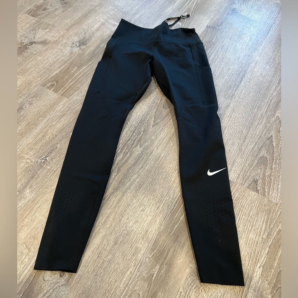 Nike dri fit size medium black leggings